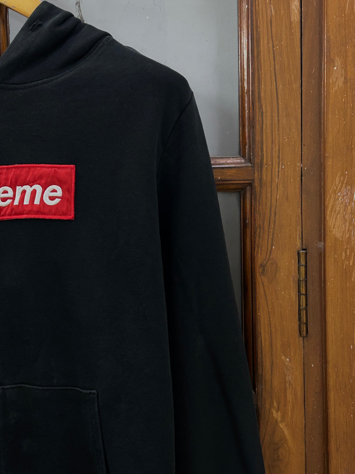 SUPREME CHEST LOGO HOODIE ( F4977 )
