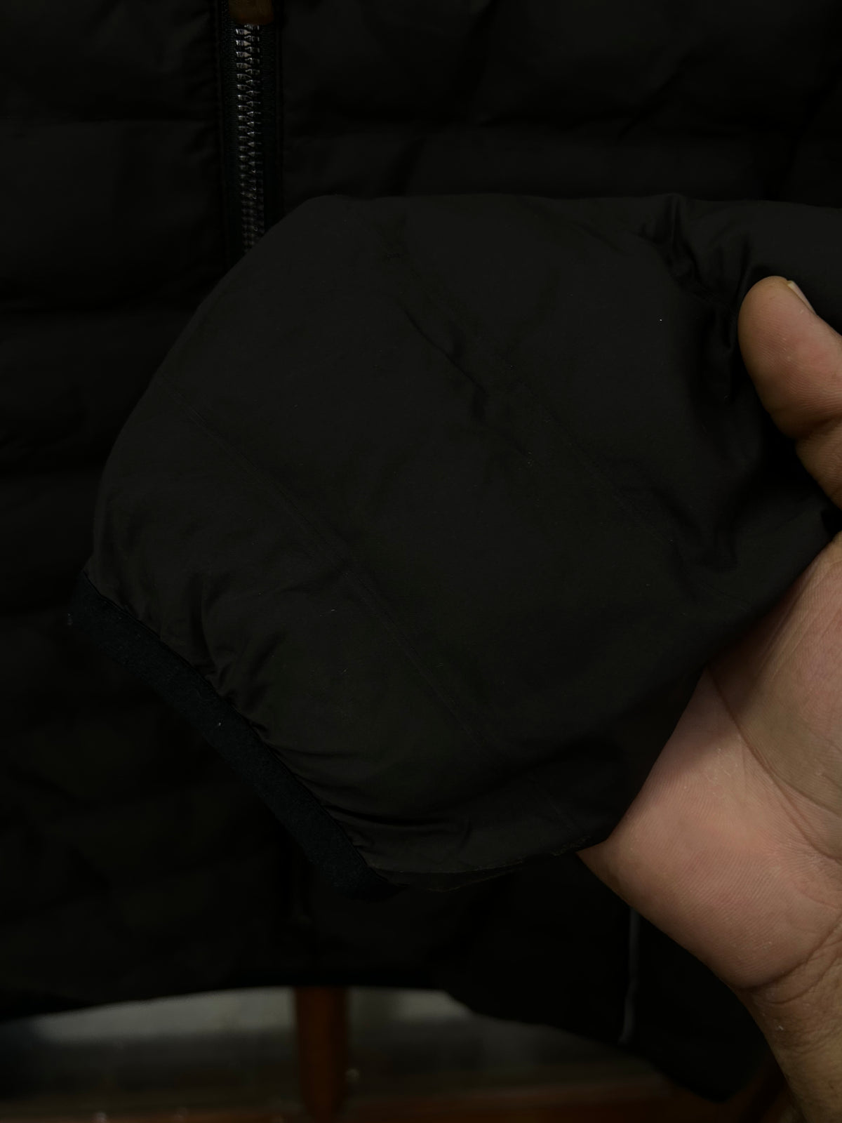 THE NORTH FACE BLACK PUFFER ( D6880 )
