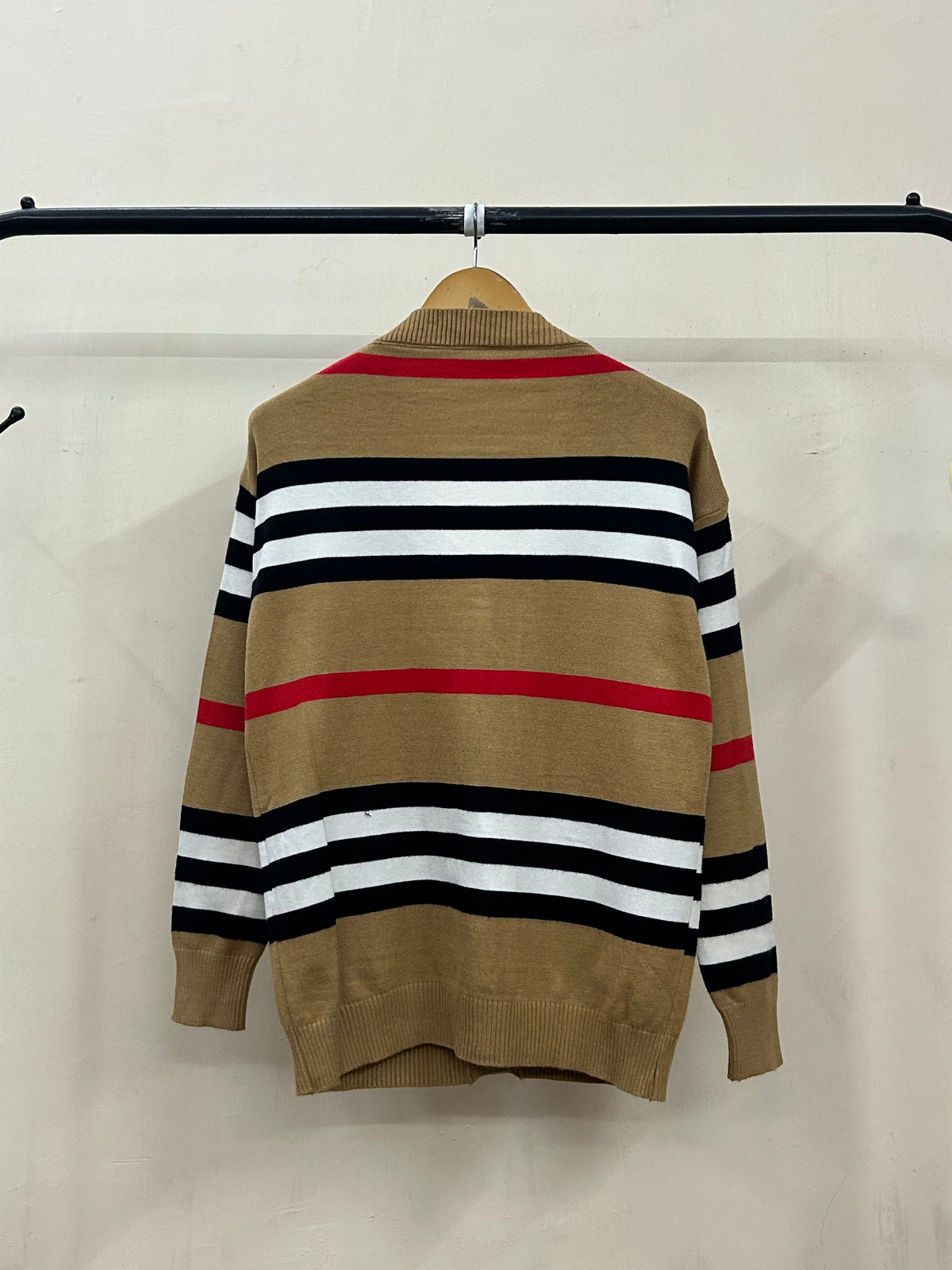 BURBERRY CARDIGAN ( M5015 )