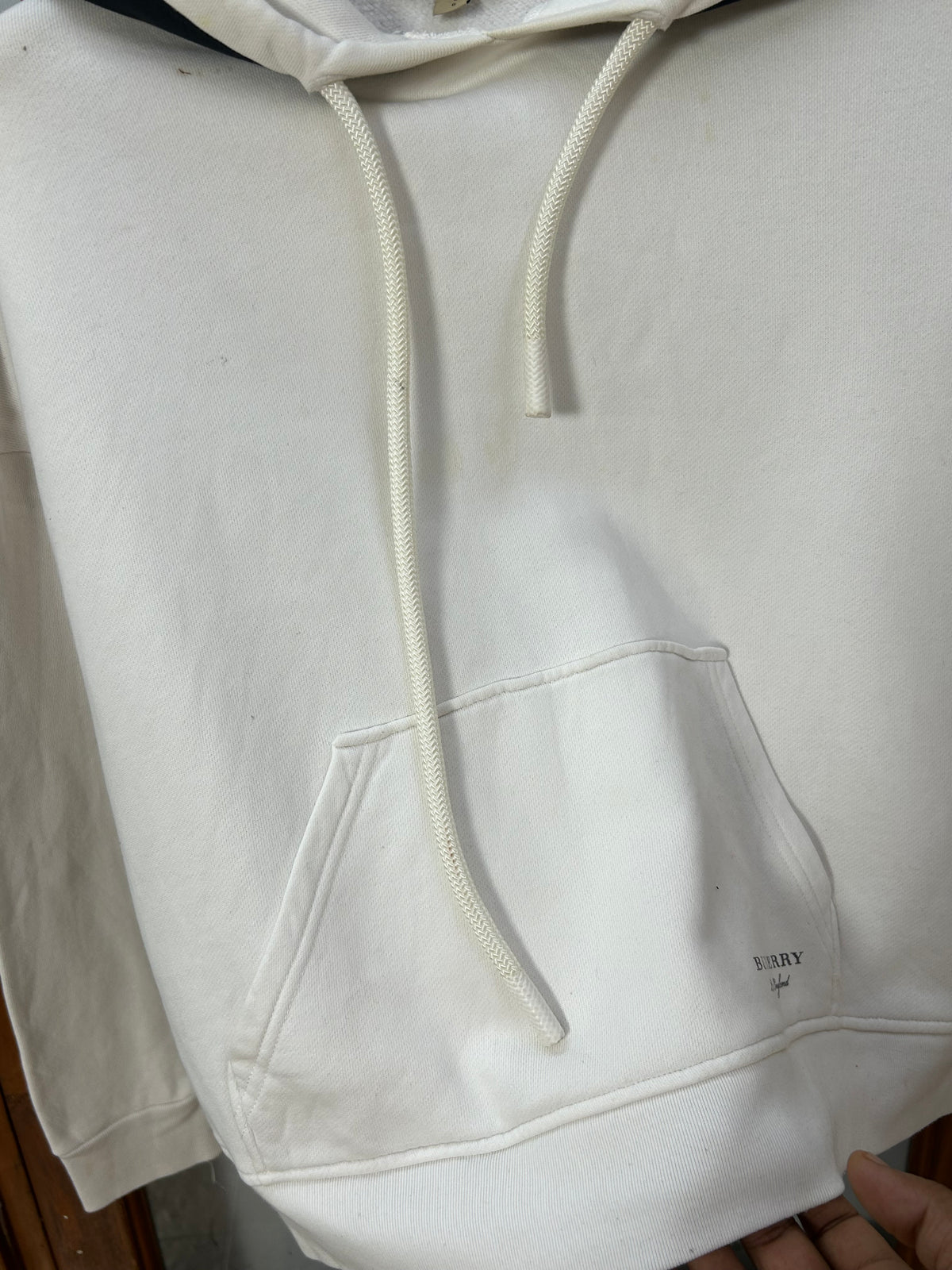BURBERRY CROPPED FIT WHITE HOODIE ( F6183 )