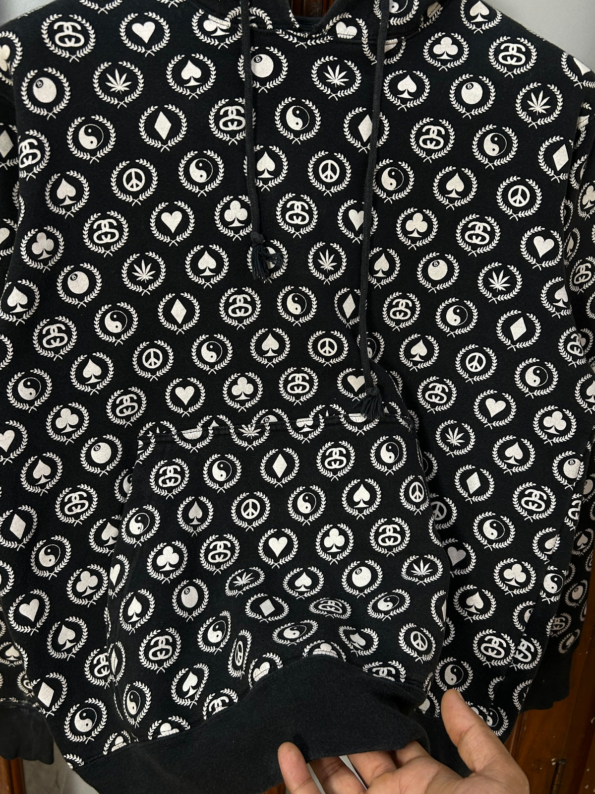 STUSSY HOODIE ( F6184 )