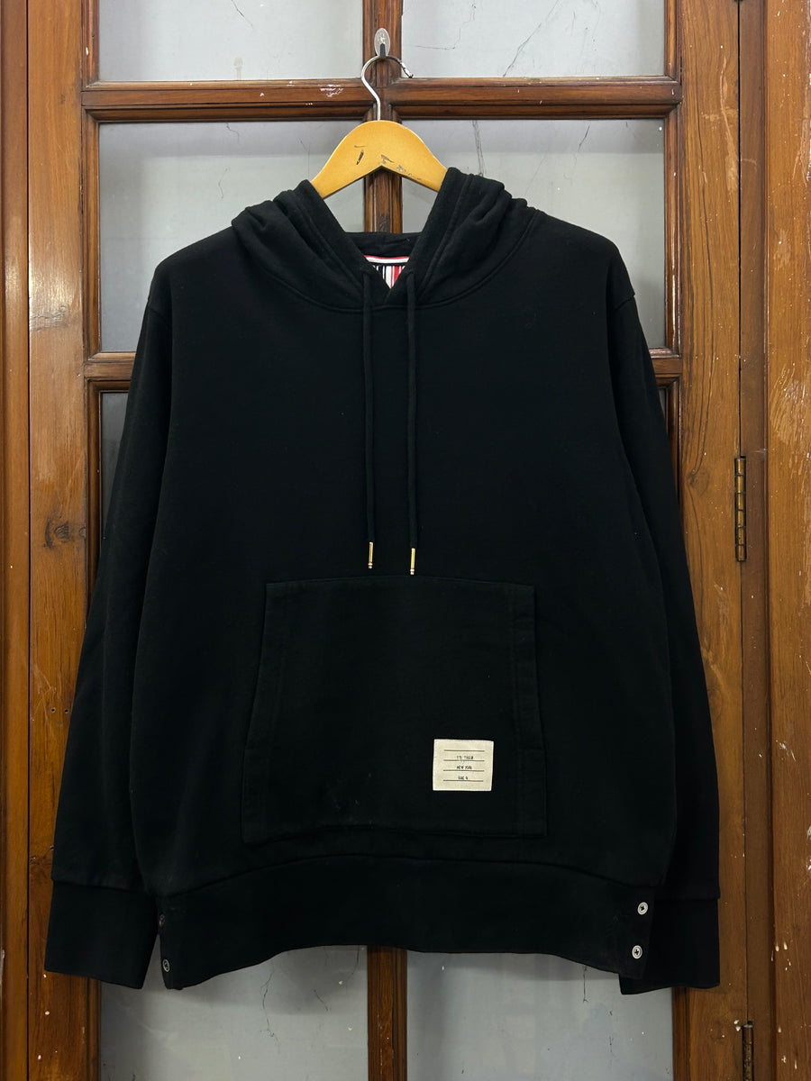 THOM BROWNE BLACK HOODIE ( F4701 )