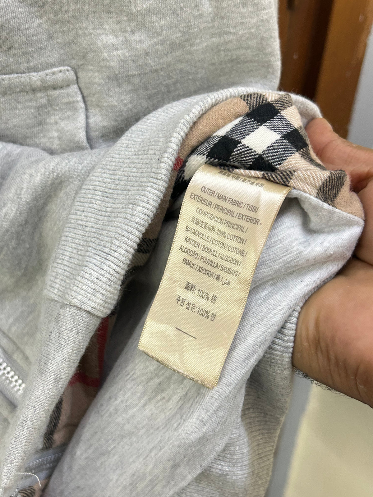 BURBERRY GREY ZIPPER ( F4729 )