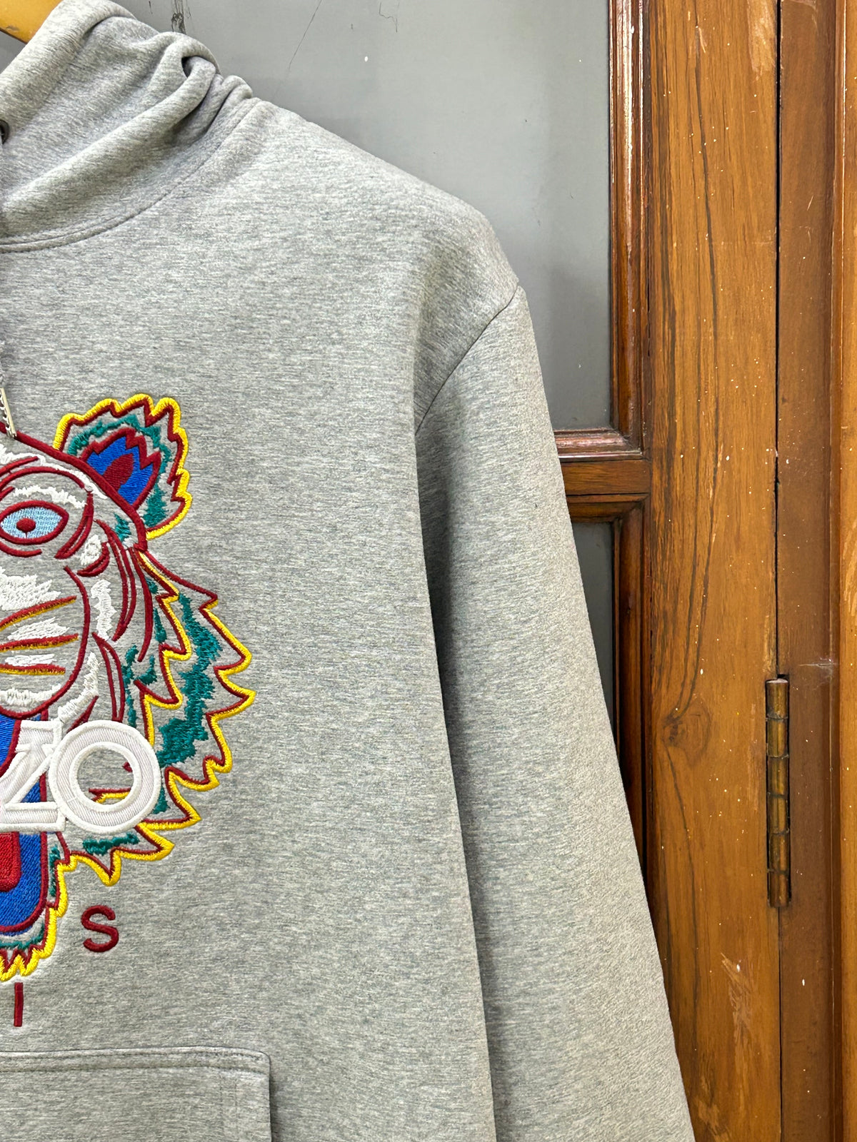 KENZO EMBROIDERED CHEST LOGO HOODIE ( F4829 )