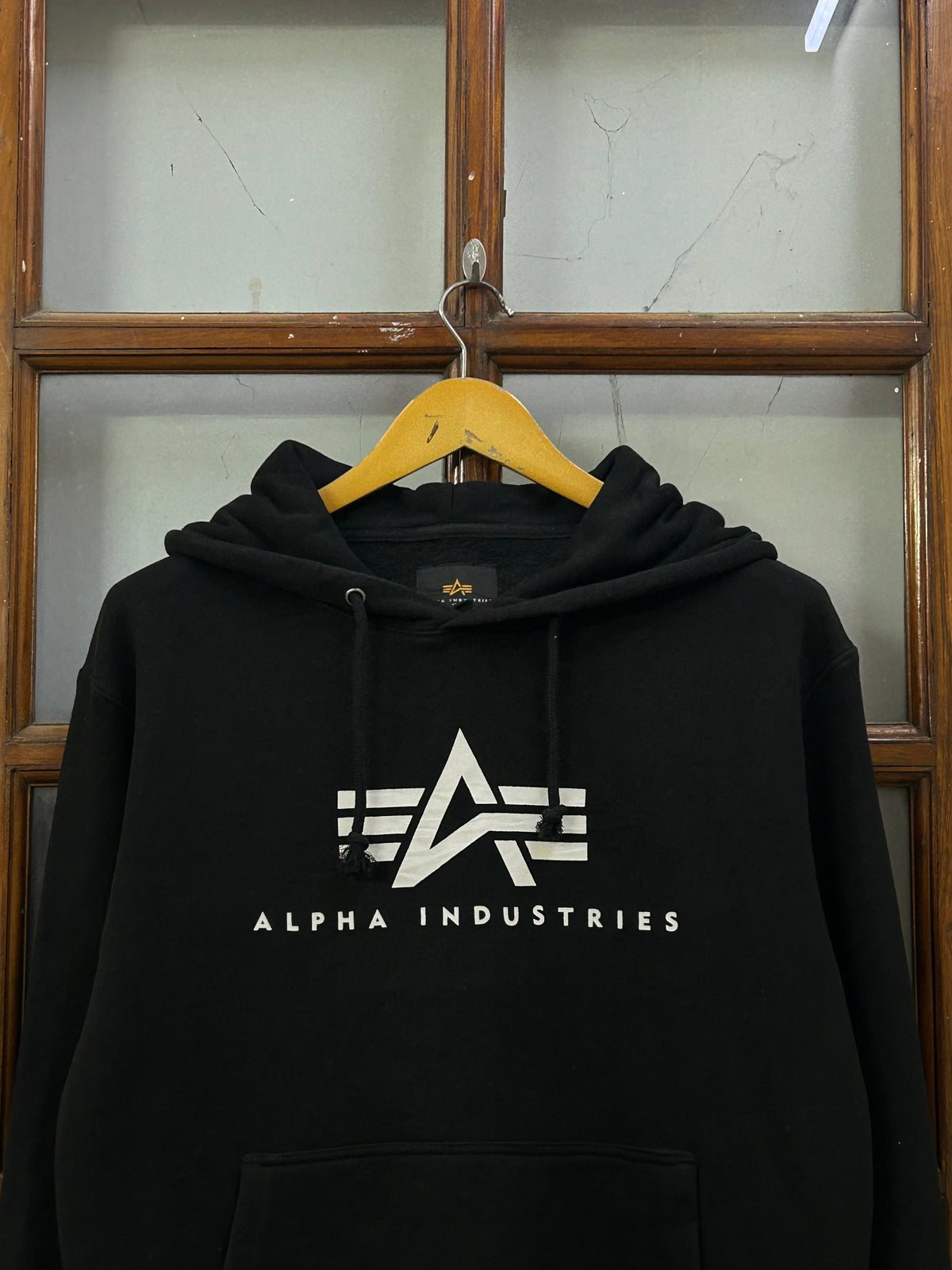 BLACK HOODIE ( F4722 )