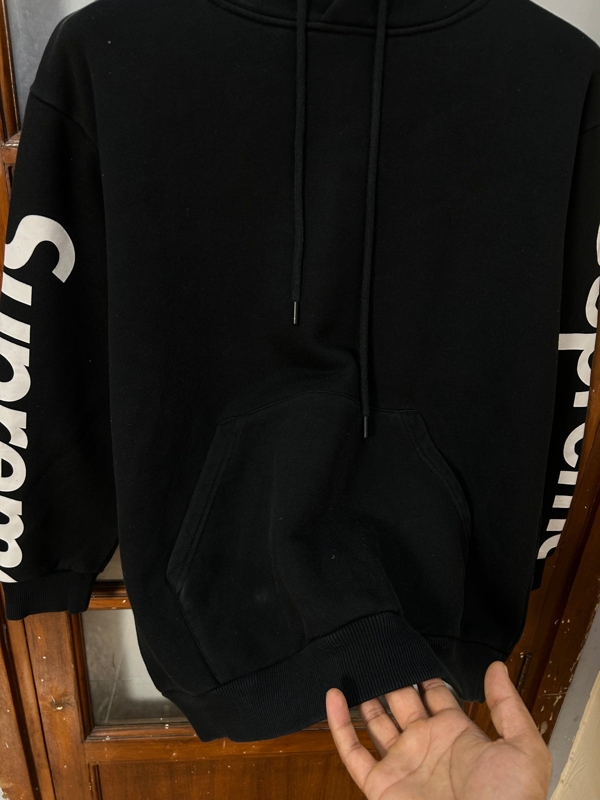 SUPREME BLACK HOODIE ( F6190 )