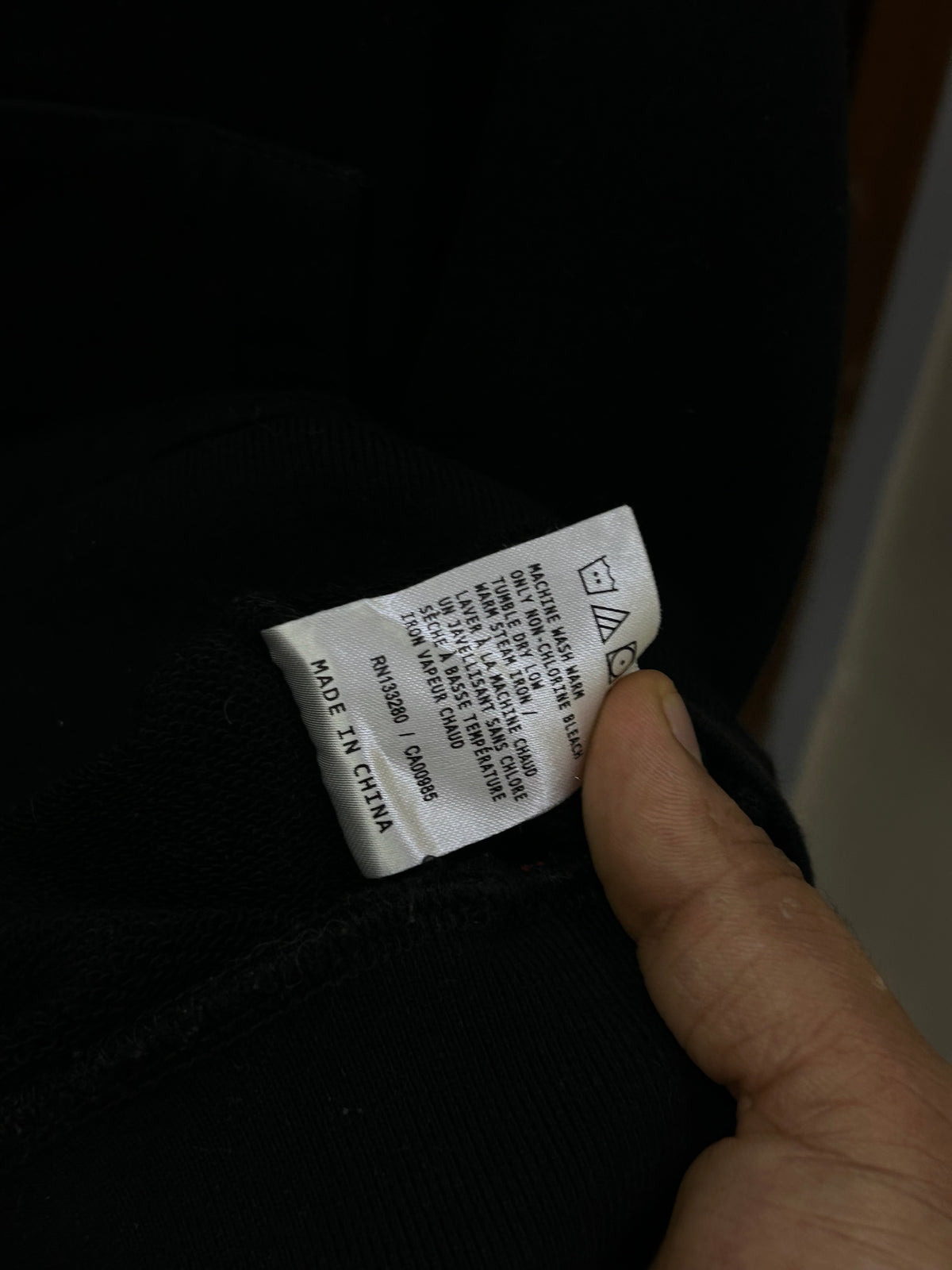 THOM BROWNE BLACK HOODIE ( F4701 )