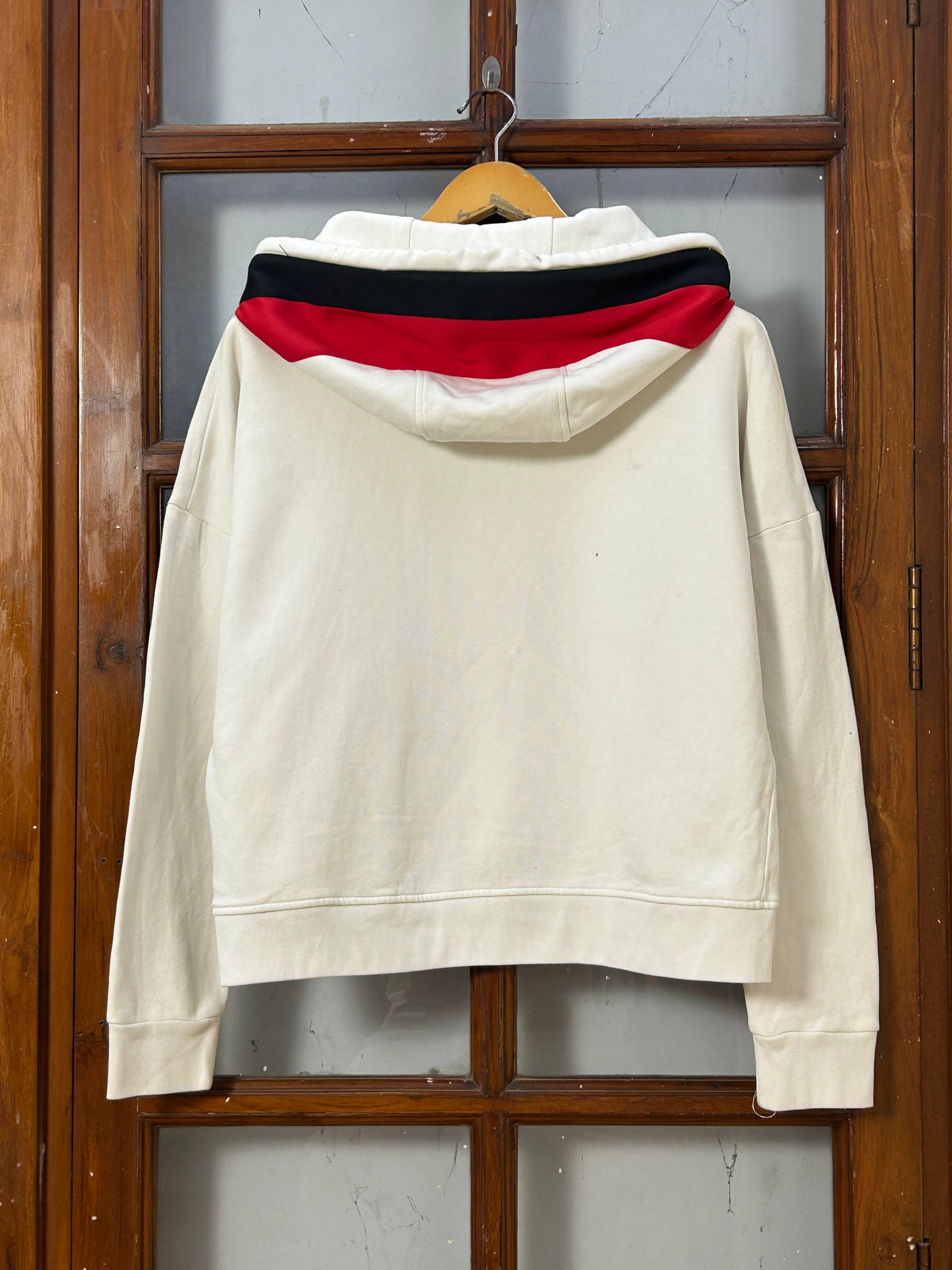BURBERRY CROPPED FIT WHITE HOODIE ( F6183 )