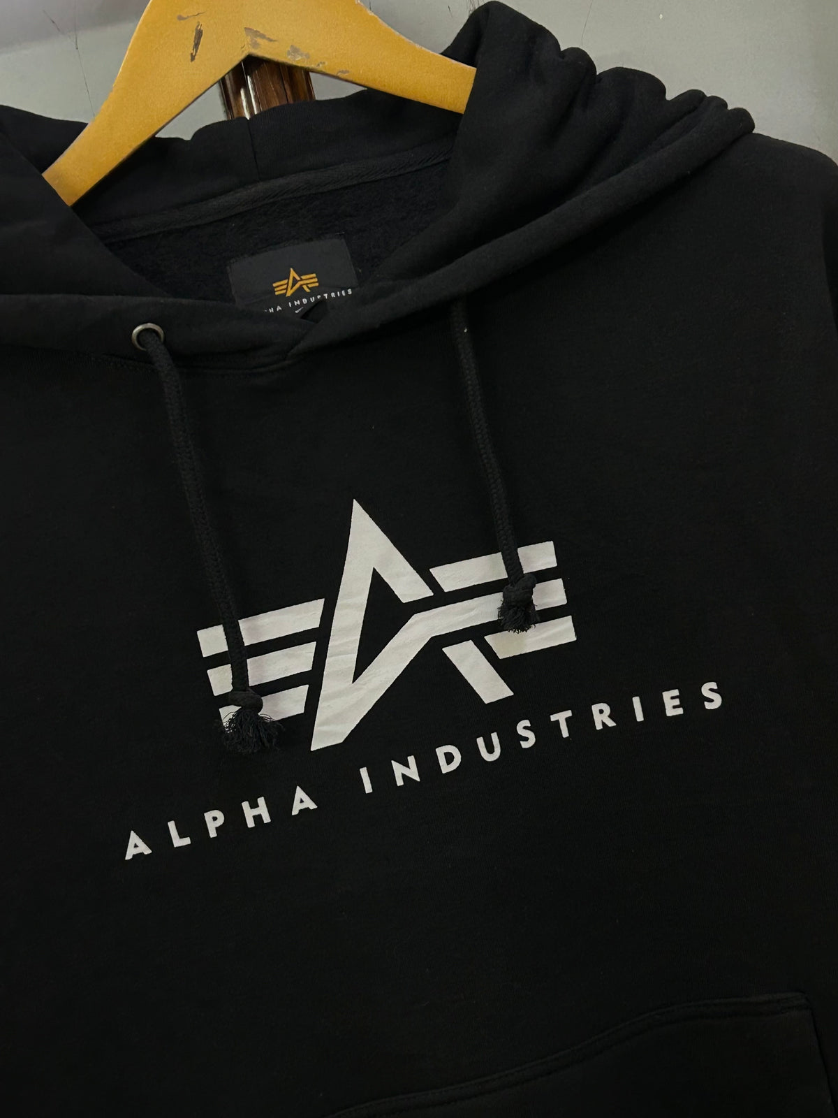 BLACK HOODIE ( F4722 )
