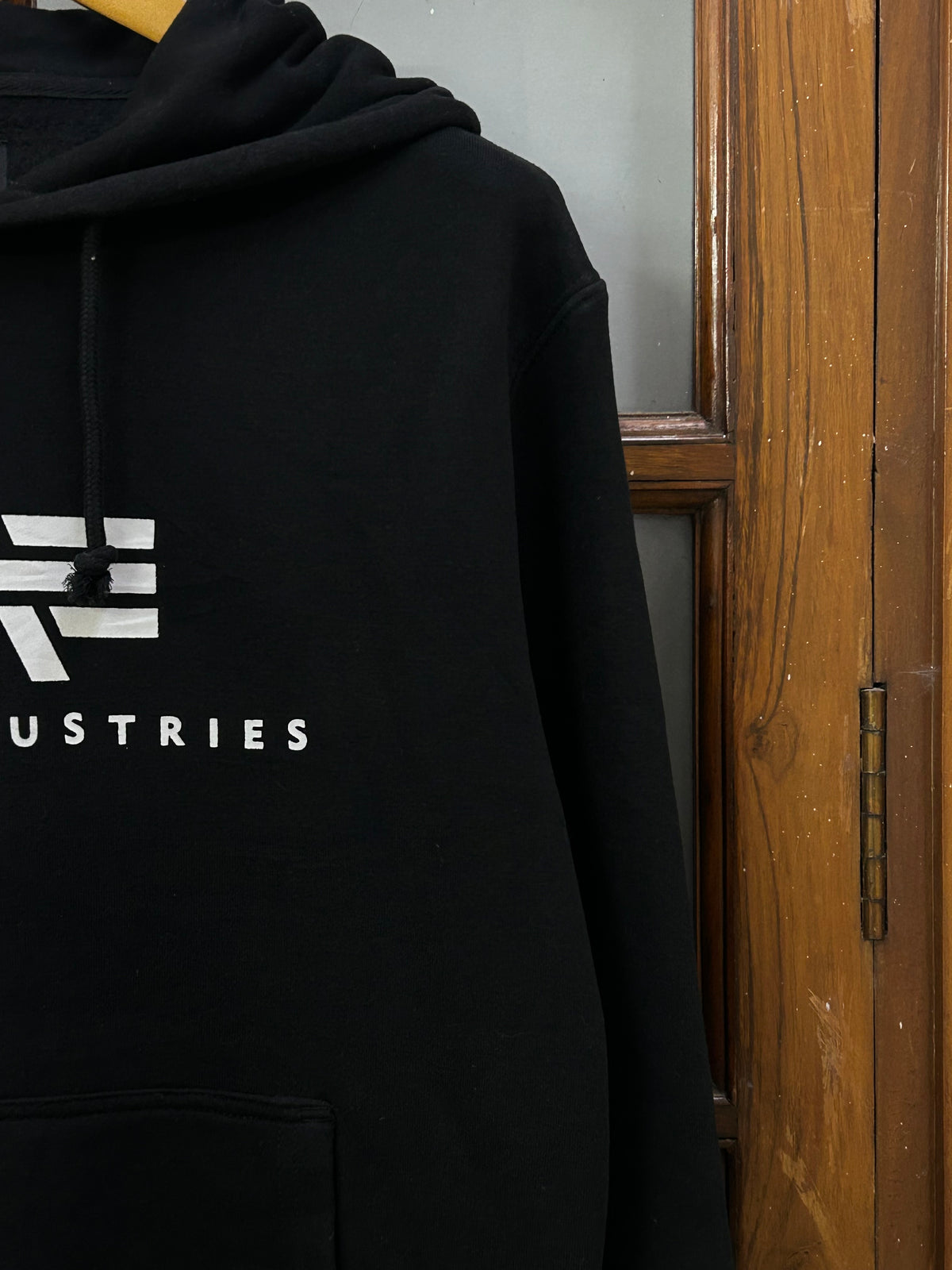 BLACK HOODIE ( F4722 )
