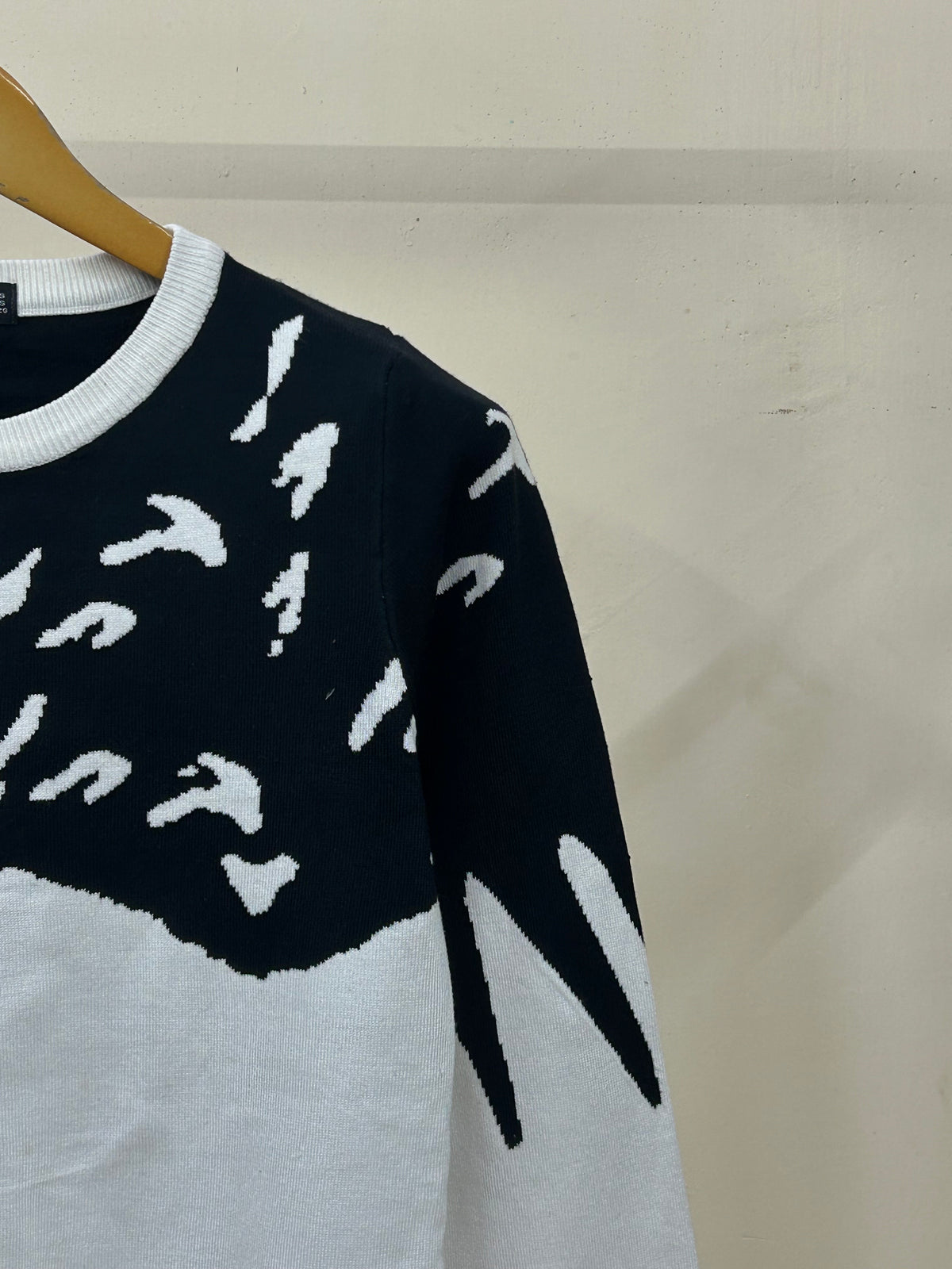 ZARA SWEATER ( M5018 )