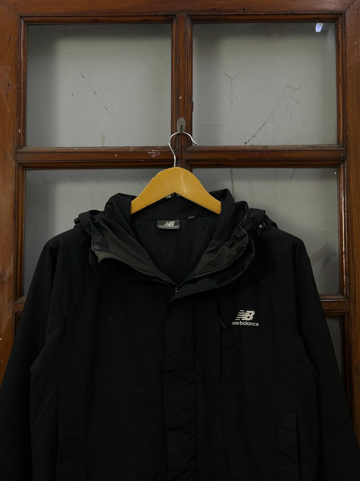 NEW BALANCE BLACK TREKKING JACKET ( D6866 )