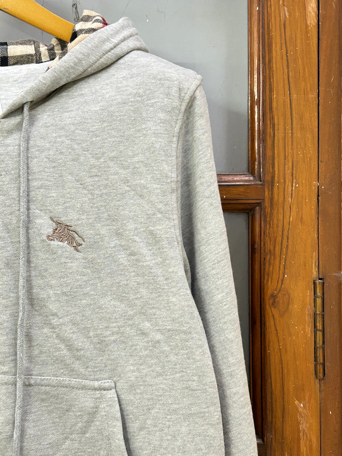 BURBERRY GREY ZIPPER ( F4729 )