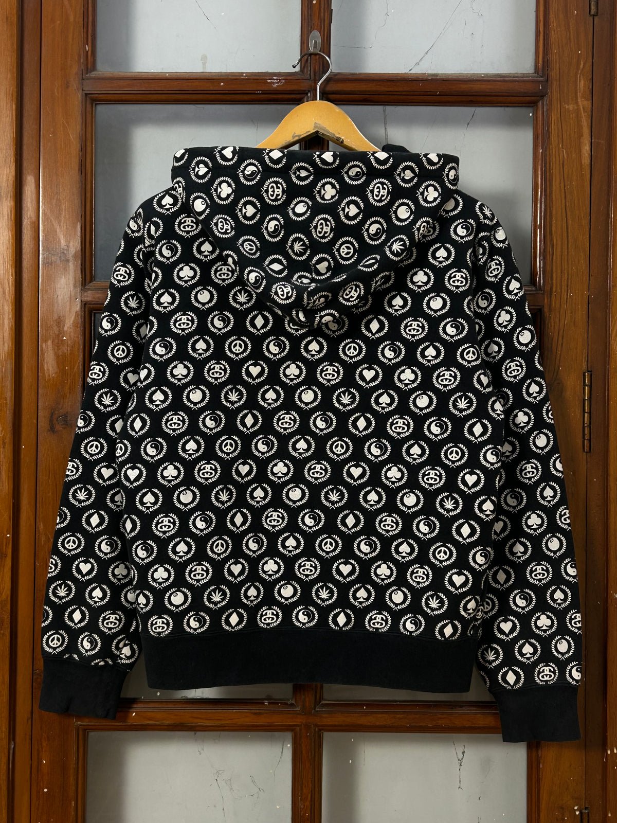 STUSSY HOODIE ( F6184 )