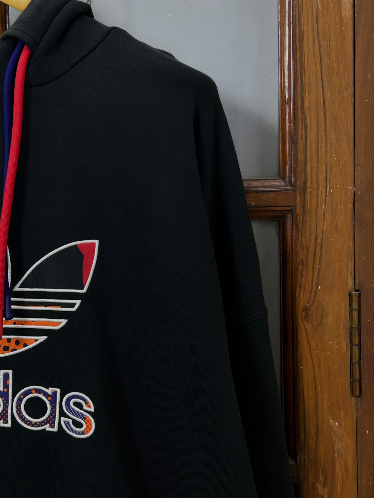 ADIDAS CHEST LOGO PRINT HOODIE ( F5352 )