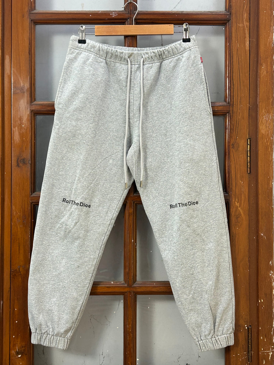 ROLL THE DICE GREY STRECHABLE TROUSER ( D6849 )