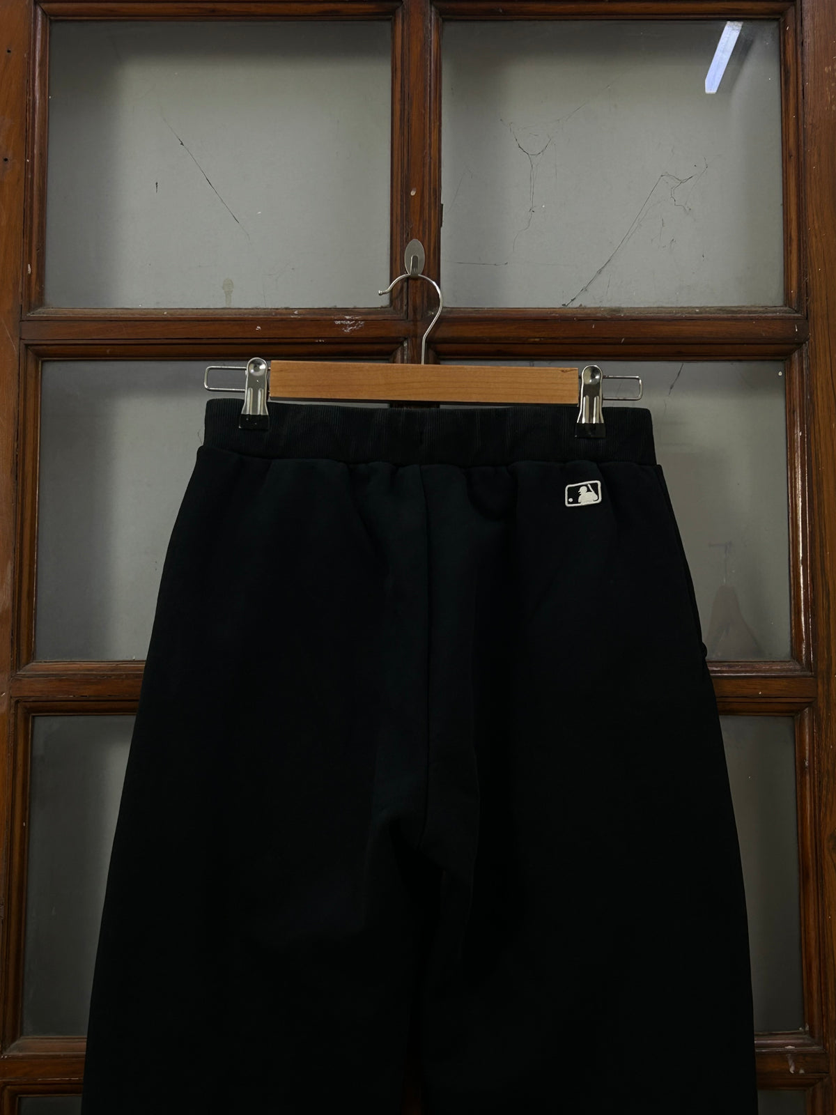 YANKEES BLACK TROUSER ( D6857 )
