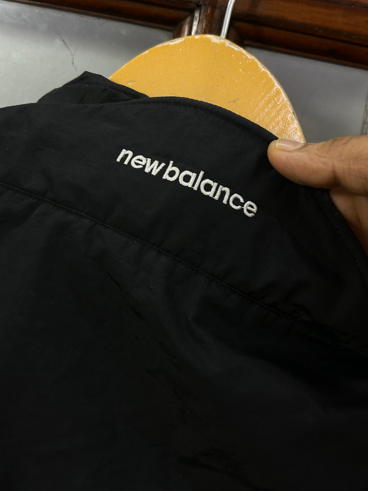 NEW BALANCE BLACK TREKKING JACKET ( D6866 )
