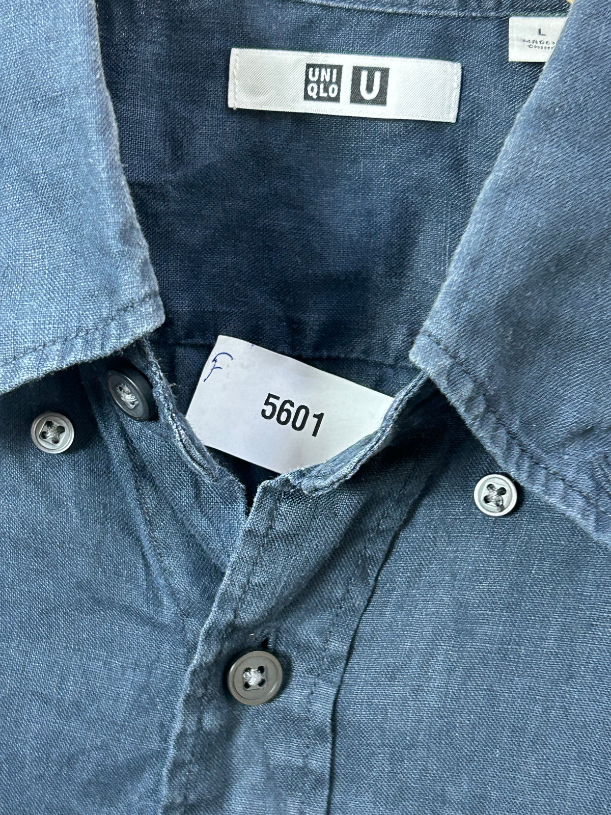 UNIQLO DENIM SHIRT ( F5601 )