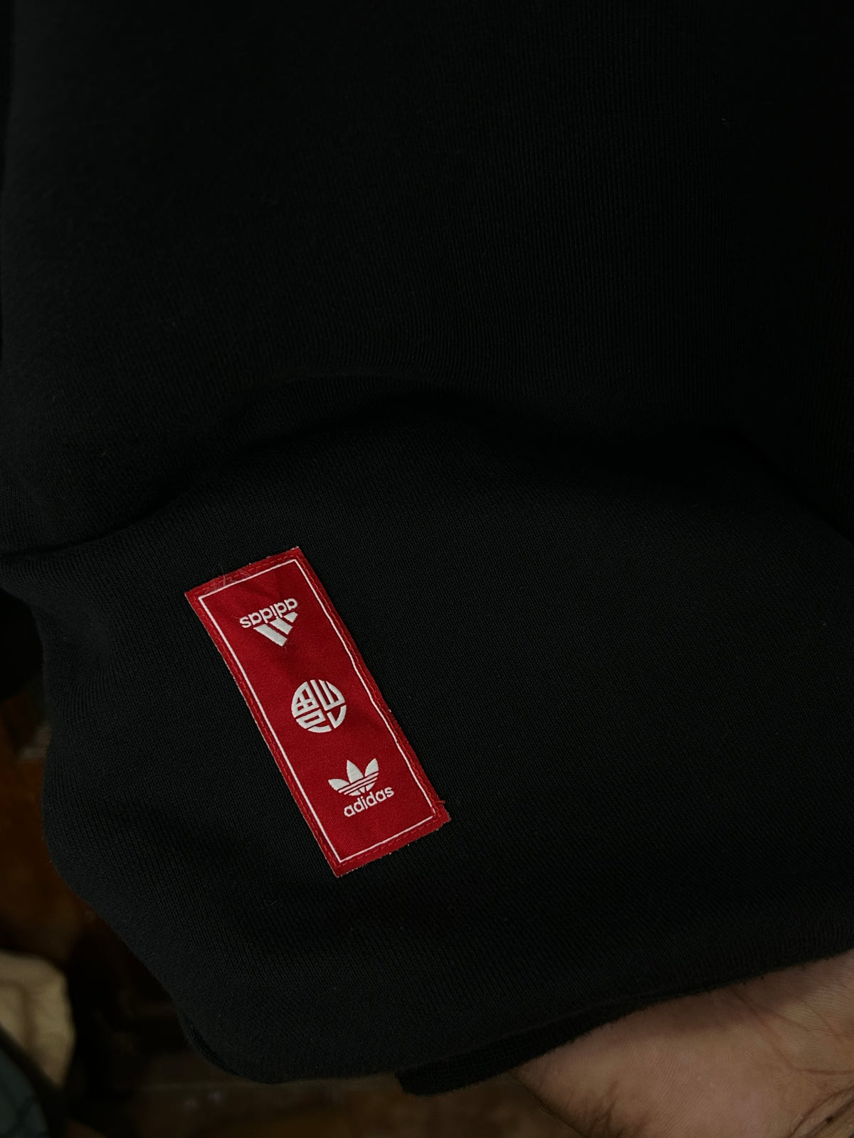 ADIDAS CHEST LOGO PRINT HOODIE ( F5352 )