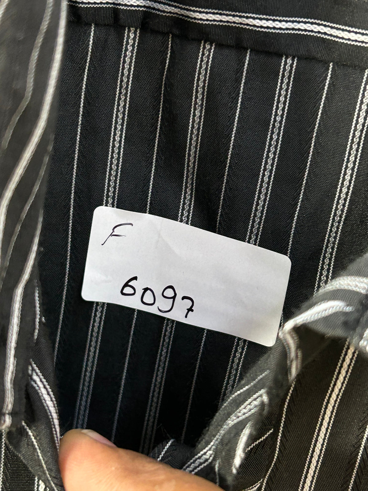 CARHARRT BOXY FIT SHIRT ( F6097 )