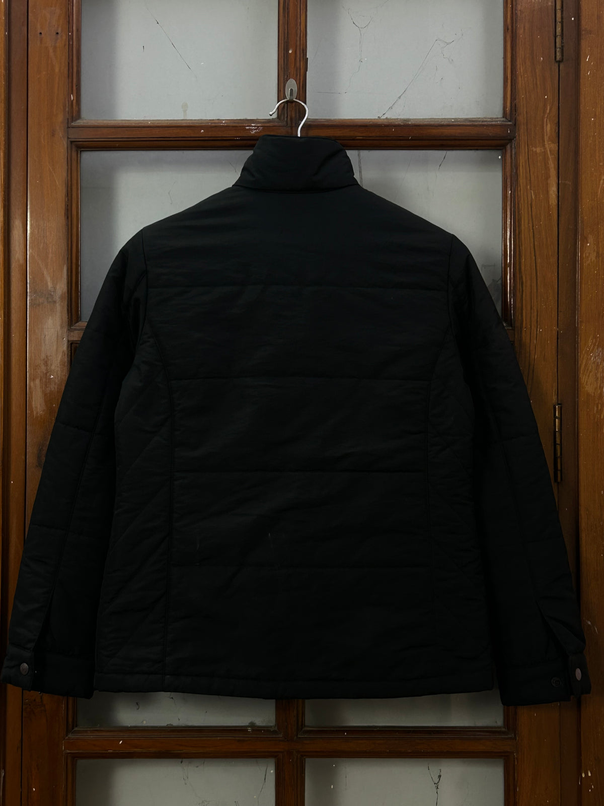CHANEL SIDE ZIPPED BLACK PUFFER ( D6875 )