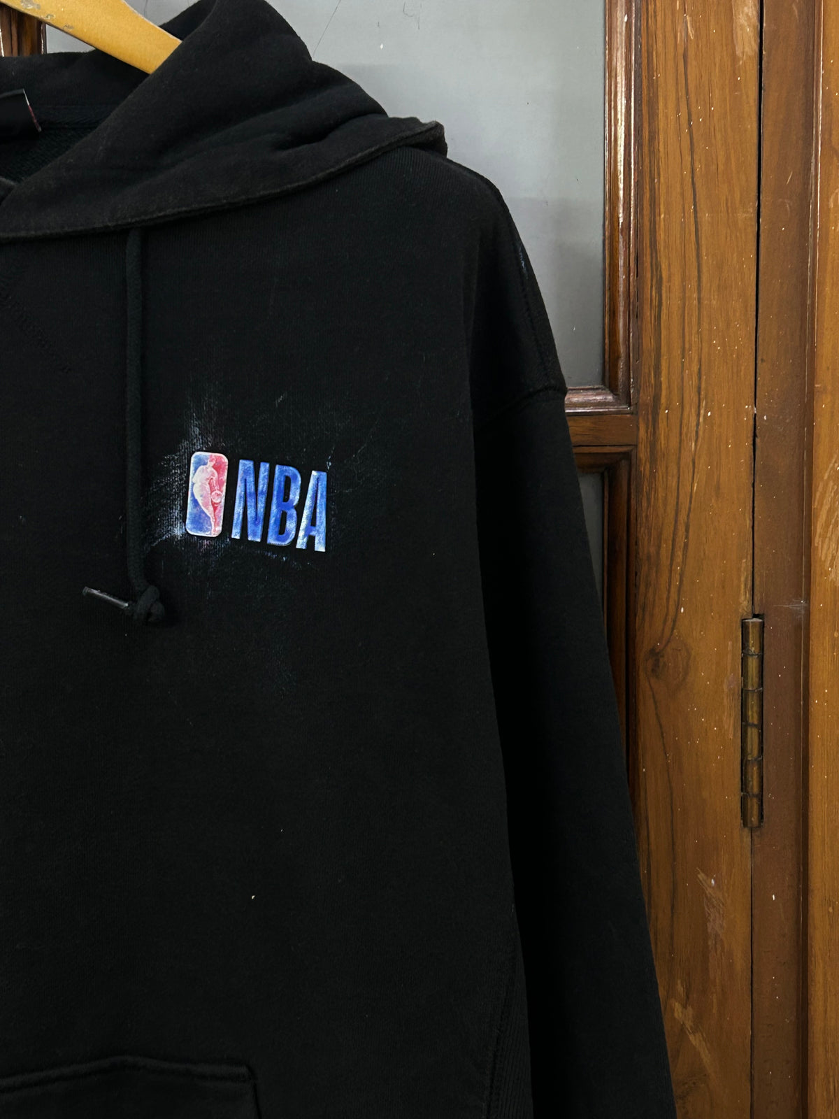 CHEST LOGO BLACK HOODIE ( F4724 )